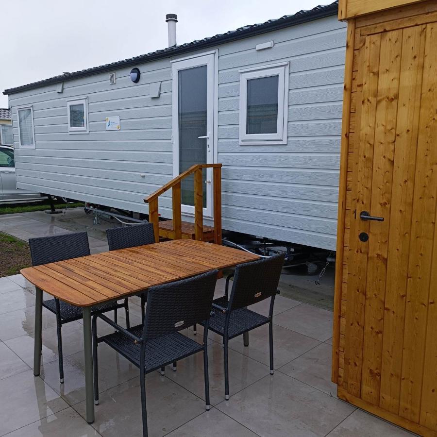 מידלקרק Caravan Aan Zee Arnani מראה חיצוני תמונה