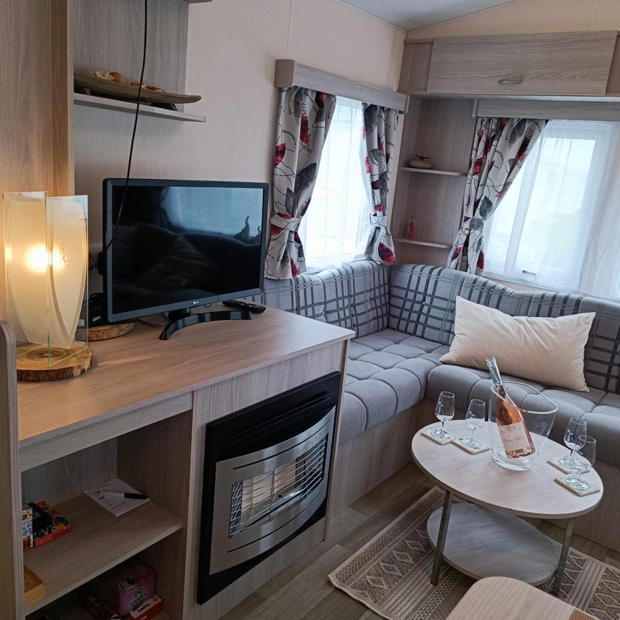 מידלקרק Caravan Aan Zee Arnani מראה חיצוני תמונה